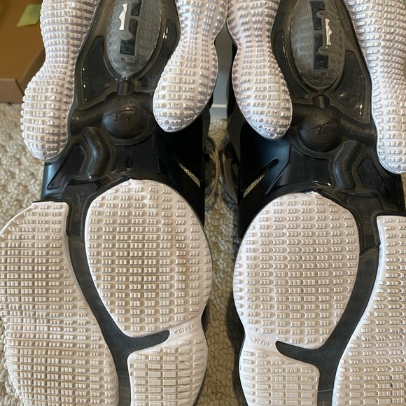 Nike Jordan’s high tops - Picture 4 of 5